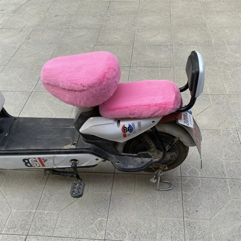 电动脚踏车座套冬季加绒加厚保暖雅迪爱玛小刀Q通用款电动车坐垫