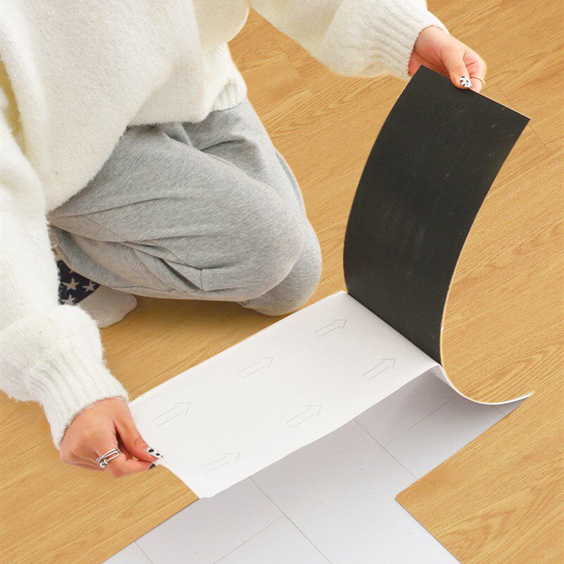 自粘pvc仿木纹地板贴家用客厅卧室防水地面翻新改造地砖贴纸革