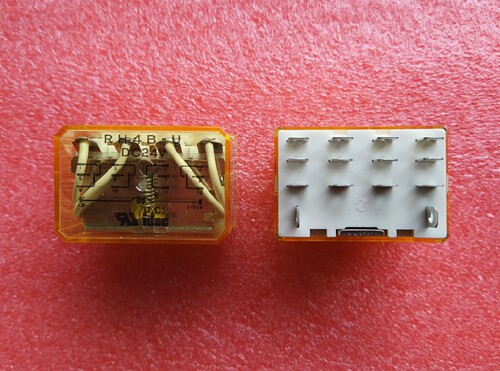 原装日本IDEC和泉中间继电器 RH4B-U  DC24V!