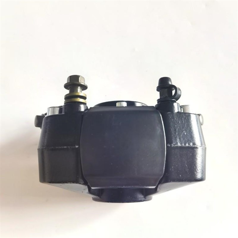 适用摩托车电动车淑女下泵 改装新款卡钳制动泵电摩碟刹泵8MM油管