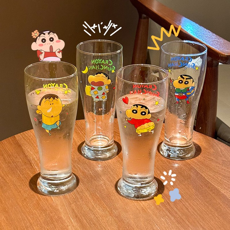 正版蜡笔小新啤酒杯大容量玻璃杯水杯家用杯子酒杯果汁杯饮料杯