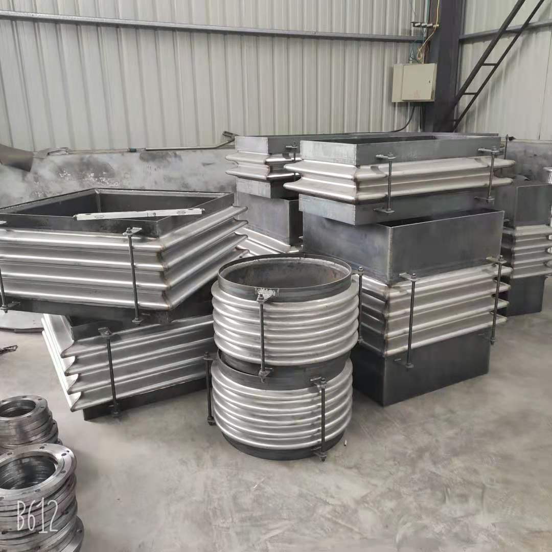 圆形矩形烟风道膨胀节   除尘管道不锈钢波纹补偿器厂家   矩形膨