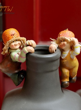 田园乡村草莓攀爬花盆边饰爬缸娃娃D花园阳台庭院树脂家居装饰摆