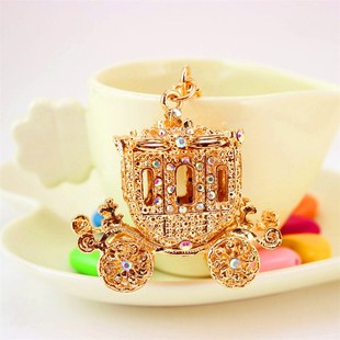 创意合金镶钻卡通南瓜车汽车钥匙扣金色马I车挂件女包配饰礼品661
