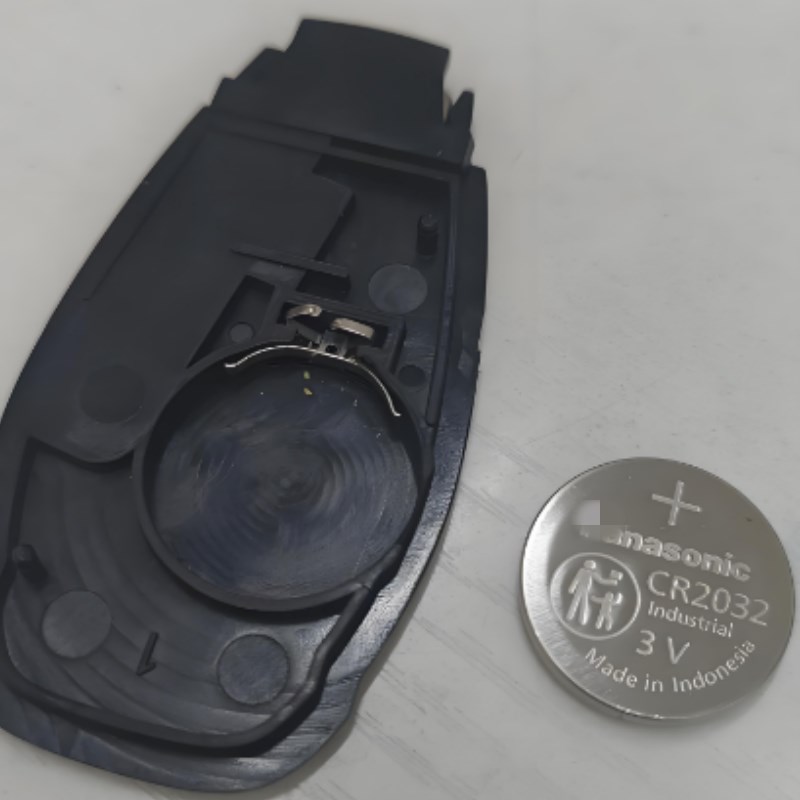 适用零跑C11 S01 T03 汽车钥匙纽扣电池 CR2032 CR2450遥控器电池