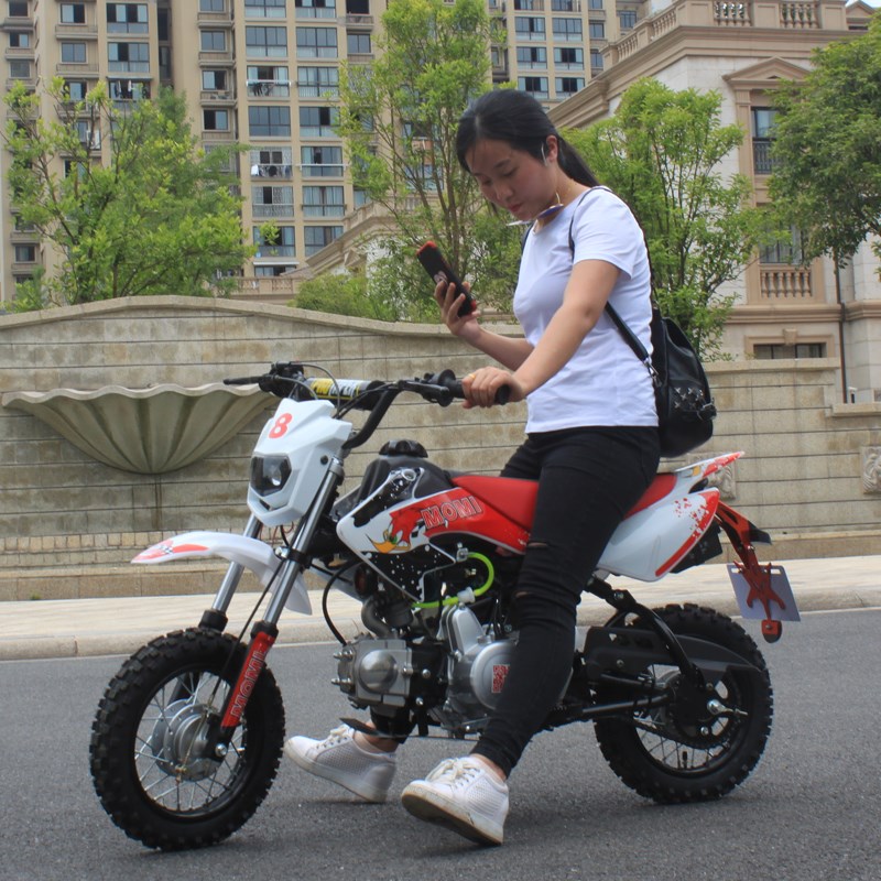 小摩托车迷你越野四冲程跑车山地车125CC成人V小型迷你摩托车