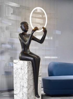 人形艺术雕塑落地灯酒店大堂展厅人体大摆件别墅装饰走.廊灯现代