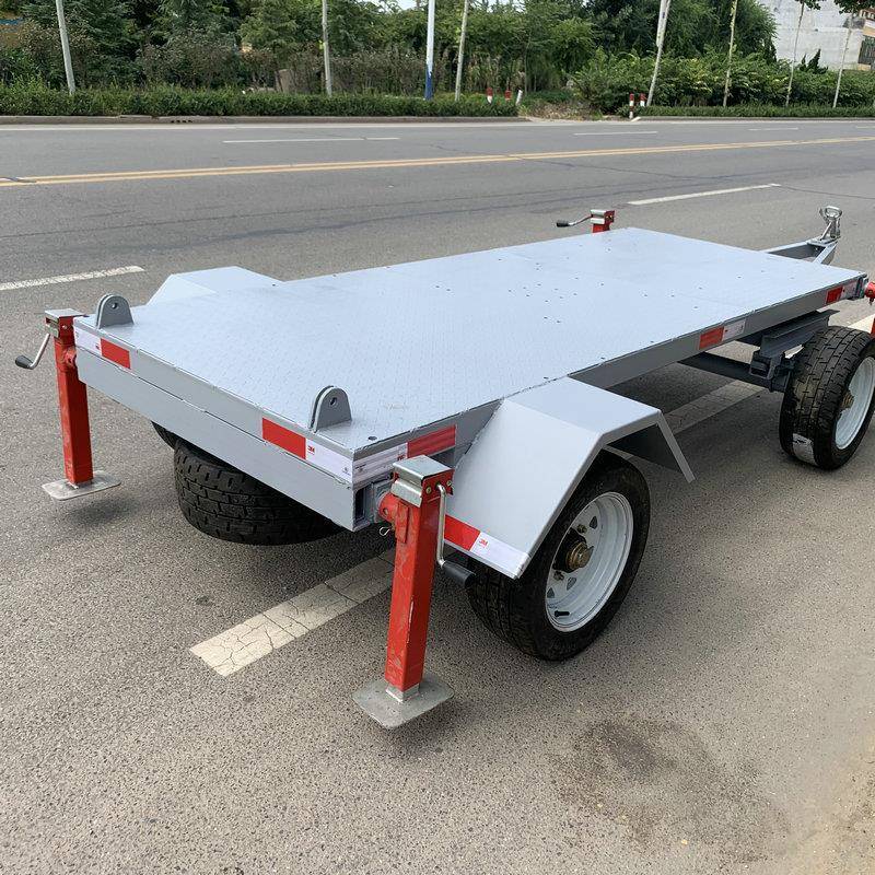 重型货车搬运工具车仓库物料装卸中转运输车码头港口货物装卸挂车