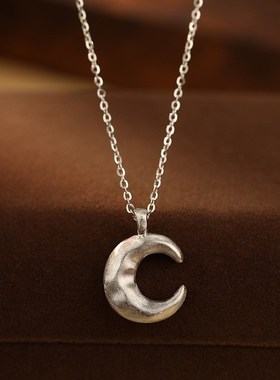 S925银质m感磨砂月亮吊坠项链女夏季简约小众韩版锁骨链配饰