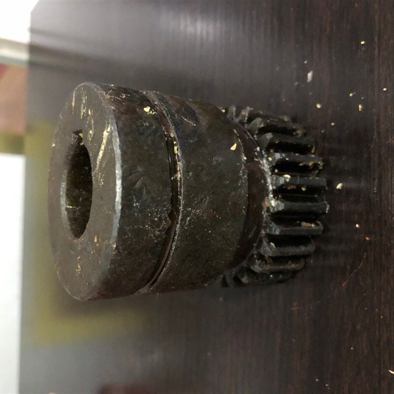 北京铣床XA5032/6132A升降台电机齿轮Z=26M2孔24 高度L=63 6376A