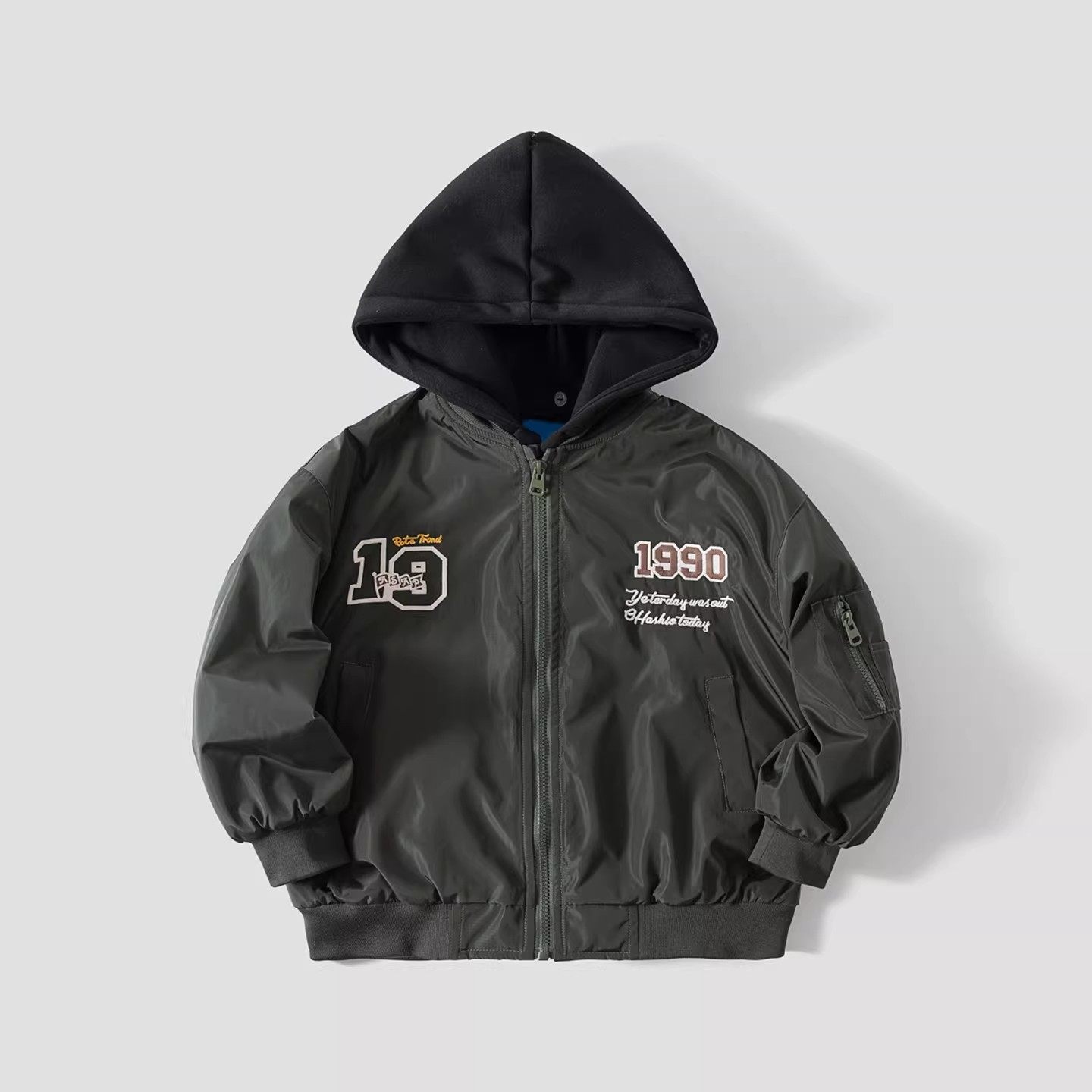 奥莱男童棒球服夹棉加厚连帽上衣时尚新款洋气青少年保暖潮牌外套