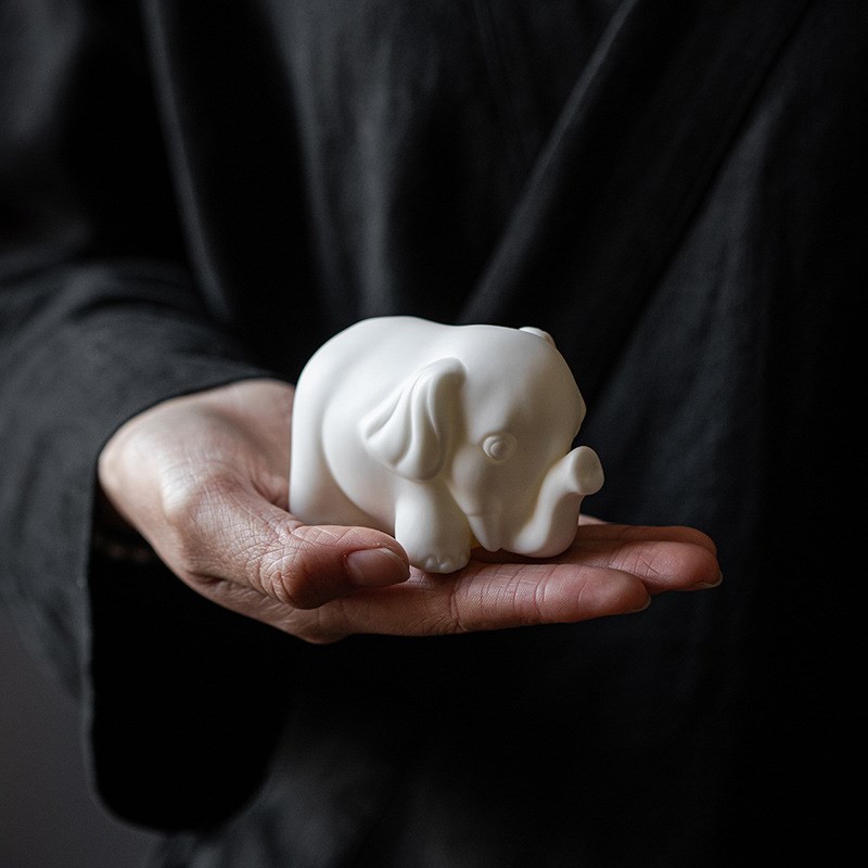中式德化白瓷 大象动物小摆件 茶宠精品茶玩 创意茶桌茶盘装饰品