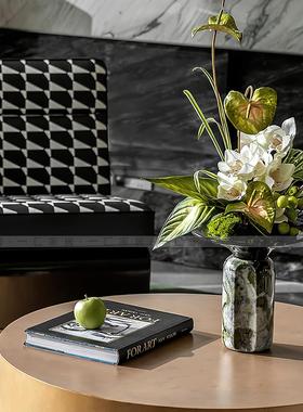 一匚 现代轻奢金属装饰品创意小摆件家居饰品 样板房书柜书架装饰