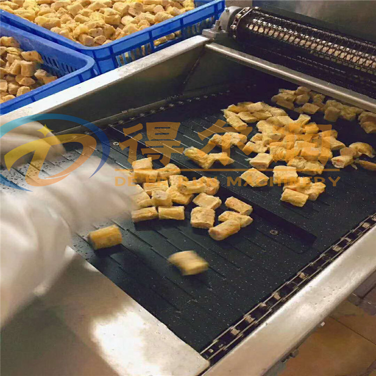 响铃卷全自动炸油炸锅专业铃铃卷油炸机 响铃卷油炸生产流水线