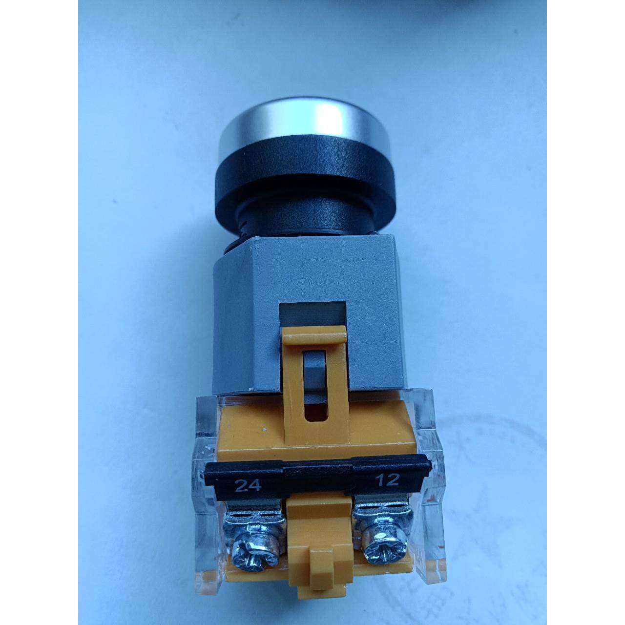 全新原装红色按钮LA39-B2-11/R-GT