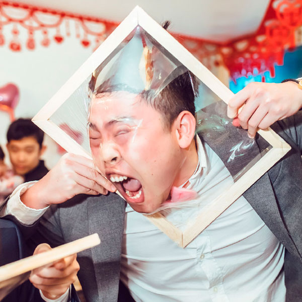 婚礼接亲道具整蛊新郎伴郎游戏道具抢亲游戏活跃气氛搞怪屁股短裤