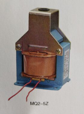 MQ2-5Z 牵引电磁铁 吸力50 行程25mm 底部有孔220V 110v