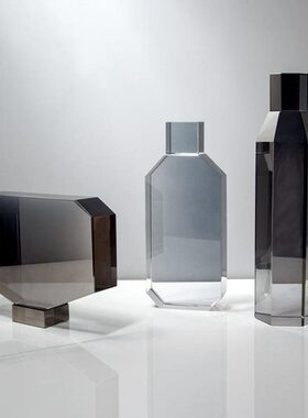 现代简约轻奢创意设计透明水晶瓶形状饰品电视柜玄关桌面装饰摆件