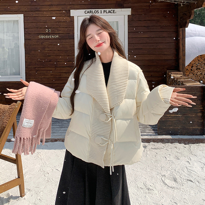 米白色大翻领羽绒服女冬短款设计感白鸭绒外套6098P225K338