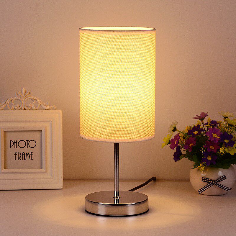 台灯欧式卧室床头灯现代简约时尚创意浪漫温馨小台灯
