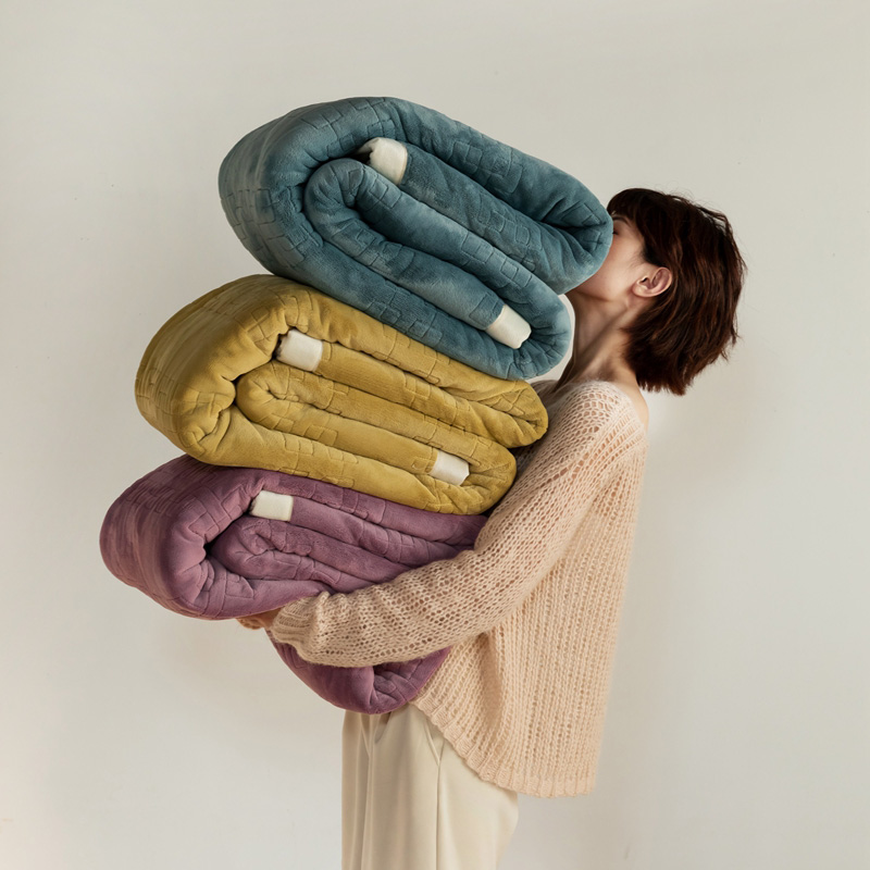 加厚毛毯盖毯办公室午睡毯保暖珊瑚绒毯子单人沙发毯法兰绒空调毯