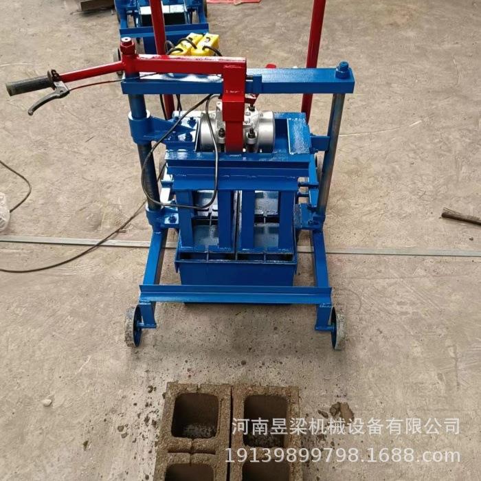 移动小型家用免烧水泥砖机马路话花砖机空心砖机模具可更换