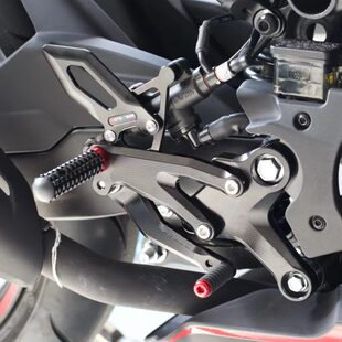 脚蹬 CF摩托春风450SR 改装 升高脚踏 TRON制 MOTO