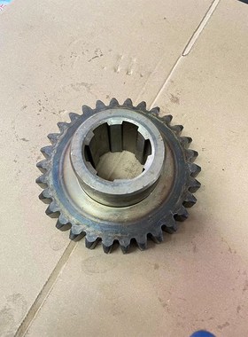 安徽黄山皖南X6132A X5032A X5042A铣床主轴箱3轴10323齿轮30齿