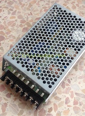 日本和泉IDEC PS3N-F 24A1CN 24V6.5A 100V输入开关电源 150W