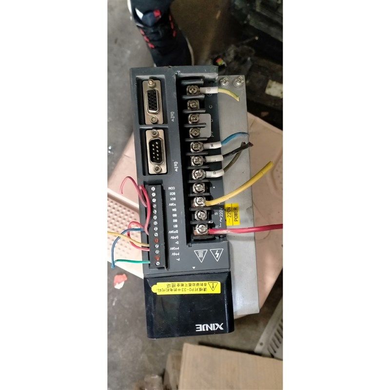 信捷伺服2.3KW驱动器DS3E-22P3-PFA 拆机型号