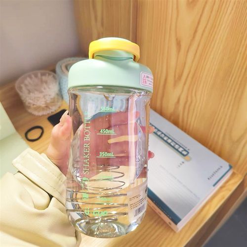 简约运动水杯男女塑料摇摇杯带刻度可携式健身运动学生新款防摔杯