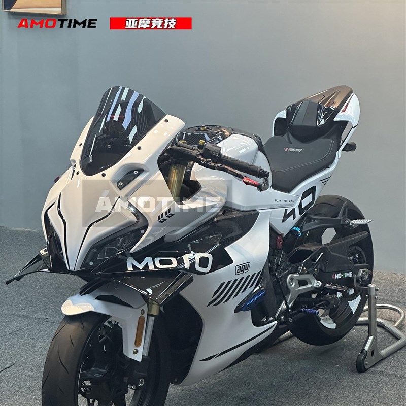 适用于春风450SR 改装竞技一体式风挡无损安装专车专用改装配件