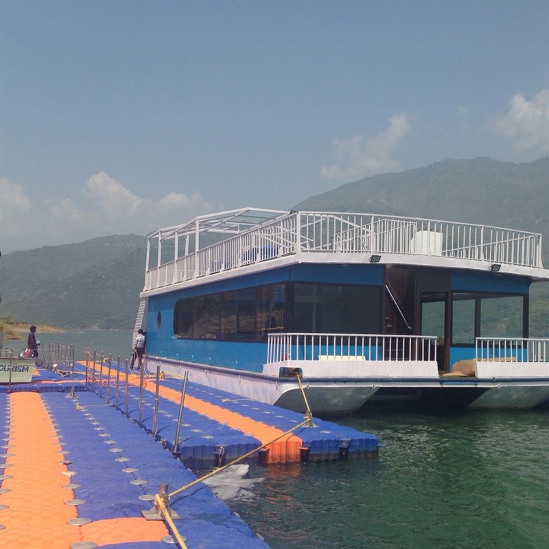 厂家直销水上码头浮桥网箱养殖钓鱼水上休闲娱乐  摩托艇快艇泊位