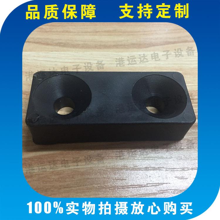 热销热销流水线缓冲块配件 链板输送机垫块 黑色链条X垫块塑料链