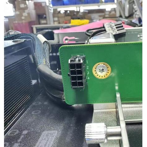 华三 H3C R4900 G5服务器加模块GPU电源线mini8P转出给显卡供电线