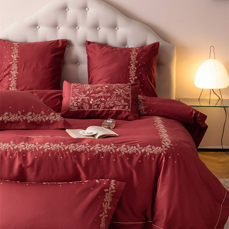 高端欧式风浪漫婚庆100支全棉四件套大红色刺绣结婚被套床上用品