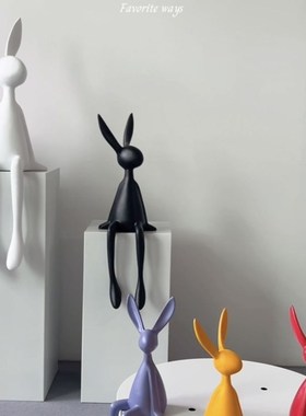 轻奢高档通红坐i姿长耳兔子摆件客厅电视柜酒店前台桌面玄关装饰