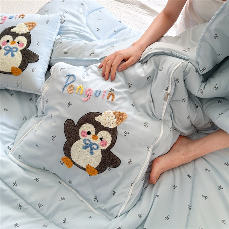 汽车载抱枕被子两用靠垫可折叠办公室午睡空调毯子枕头被二合一