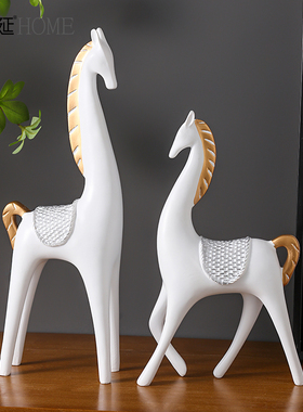 轻奢高档马摆件客厅装饰品家居办公室桌J面酒柜电视柜工艺品摆设