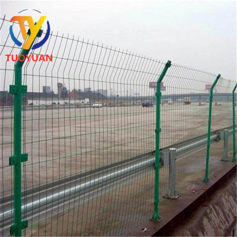 双铁边丝KHW护栏框架网高速离公路网隔网绿色监狱机场焊接丝围栏