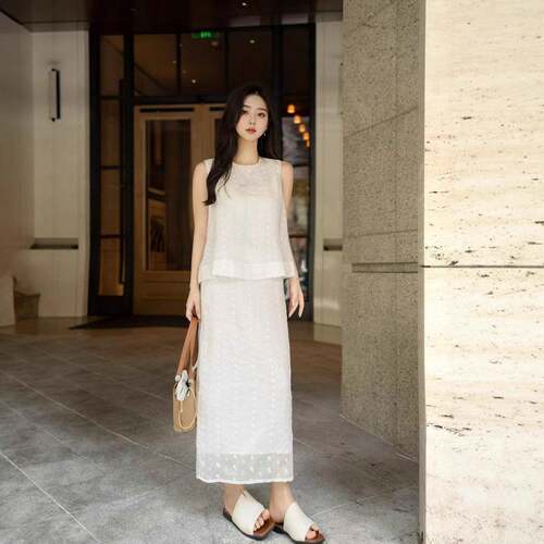 夏季新白色亚麻EKY刺绣裙套装时髦气感深圳南油时洋尚气款质女