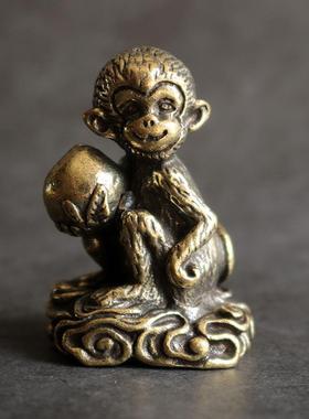 复古小铜器摆件纯黄铜生肖猴采桃家居桌面摆件茶宠装饰礼品工艺品