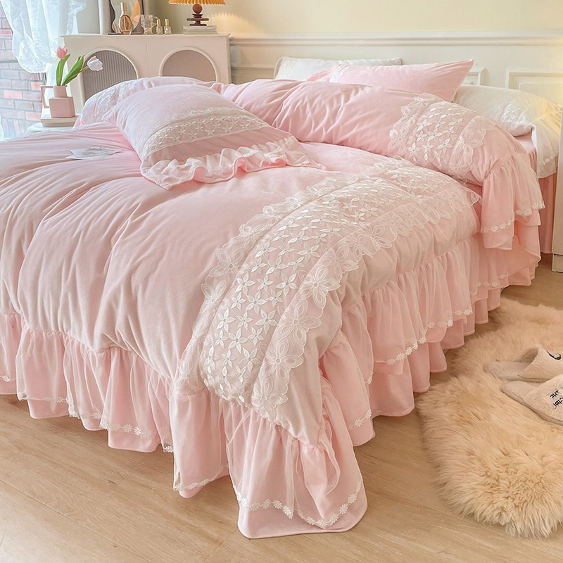冬季轻奢高档珊瑚绒床上四件套公主风蕾丝加绒法兰绒双面毛绒被套