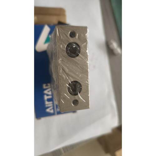 亚德客非标气缸TR20X20S-WN457C双轴气缸原装 TR20X20 非标 现货