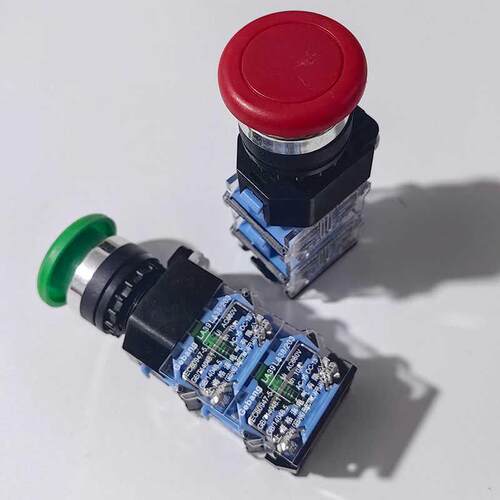 蘑菇头复位按钮开关急停止STOP双层底座LA38-22M ZS 银点660V 10A