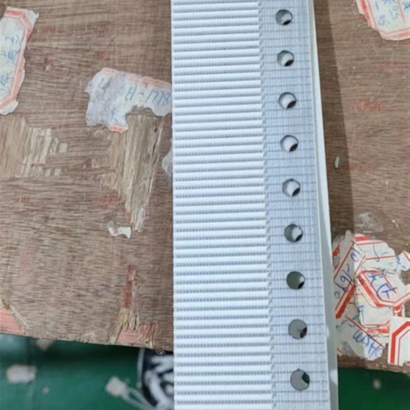 AT3 AT5 AT10 AT20  PU聚氨酯同步带 特殊加工 铣齿打孔钢丝芯带