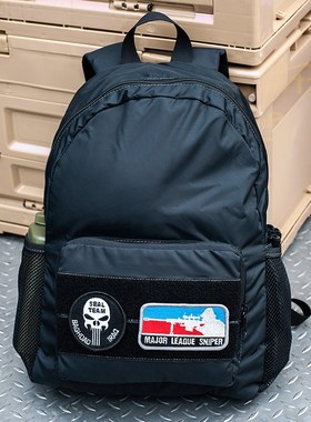 第七区便携折叠双肩包男女户外通勤战术轻便应急军迷皮肤包