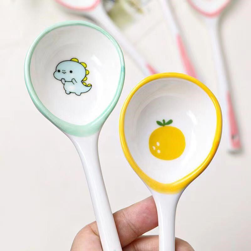 现货陶瓷勺高颜值调羹家用办公卡通水果甜品勺长柄粗陶手绘吃饭勺