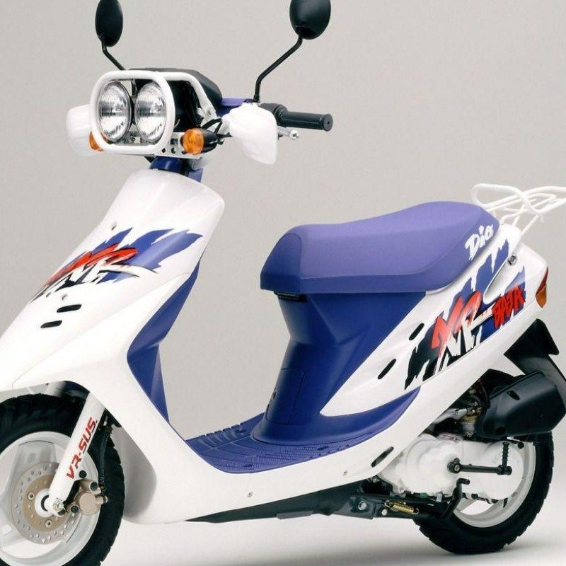 适用于 于本田 DIO50 AF27 AF28改装BAJAI XR 八甲车头客厅灯 车