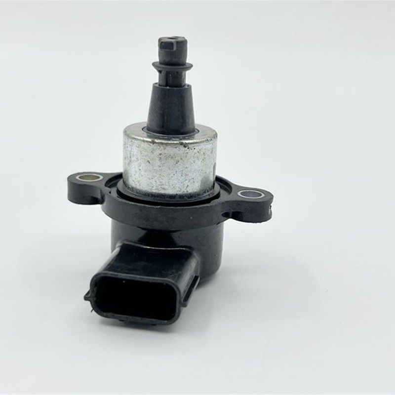 适用铃木GW250F/DL250/GSX250R节气门感测器怠速感应器控制阀马达